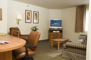 Hotel Econo & 3*