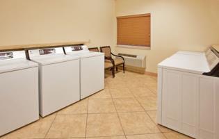 Hotel Econo &